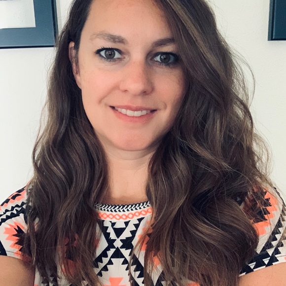 Meet your Posher, Bonnie - Picture 2 of 2